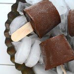 Fudge Ice Pops {A Pretty Life}
